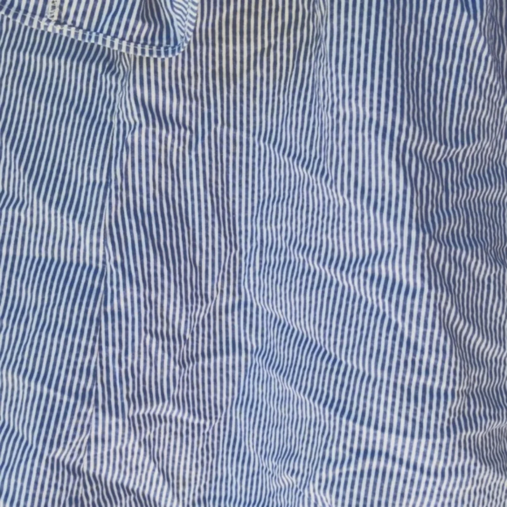 Rachel Roy Erla Seersucker Off-the-Shoulder Top - Picture 5 of 8
